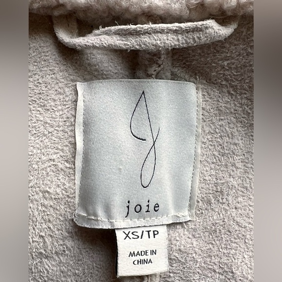 JOIE Teddy OVERSIZED Shacket SHERPA Jacket - Picture 9 of 13